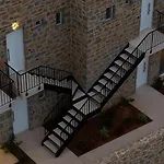 Hills 8 גיאלובה