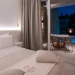 Hills 8 * Gialova