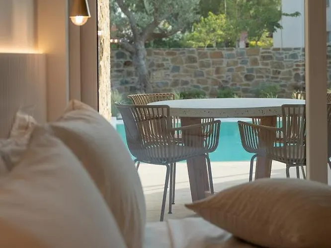 Hills 8 * Γιάλοβα