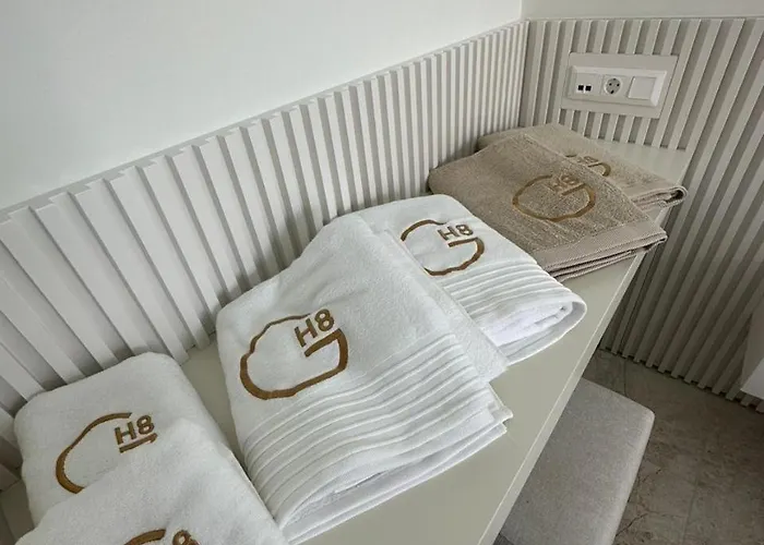 Hills 8 * Γιάλοβα